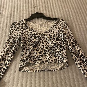 cute cropped shirt💗